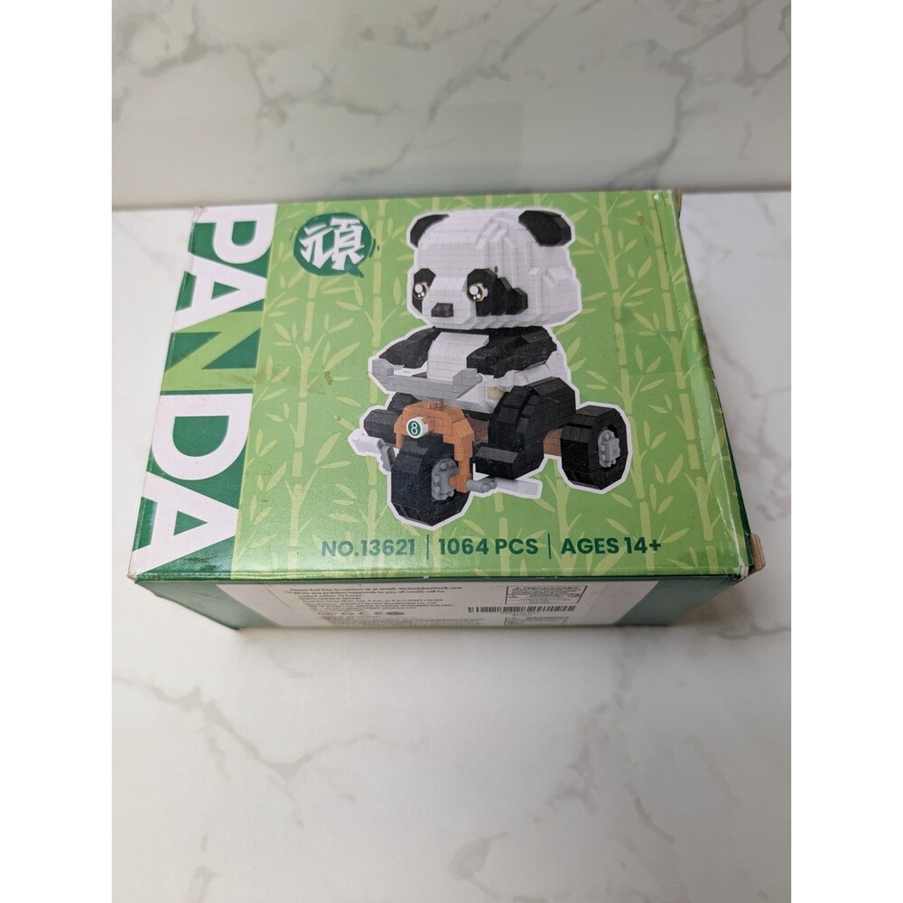 QLT QIAOLETONG Panda Motorcycle Micro Block Set No.13621 1064pc Sealed